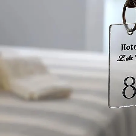 Leonardo Da Vinci Hotel *