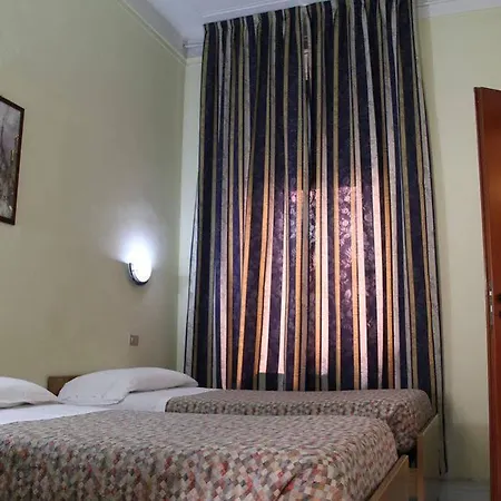 Hotell Leonardo Da Vinci